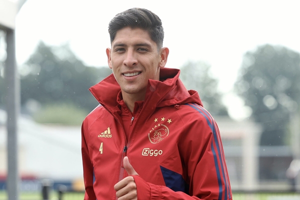 Edson Álvarez con el Ajax. Foto: Twitter