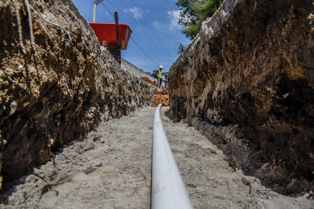 Concluye CAEM rehabilitación de tubería de agua potable en Temoaya