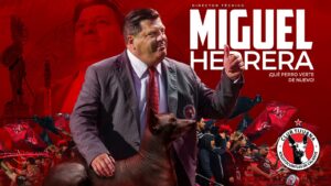 Miguel Herrera llega a los Xolos