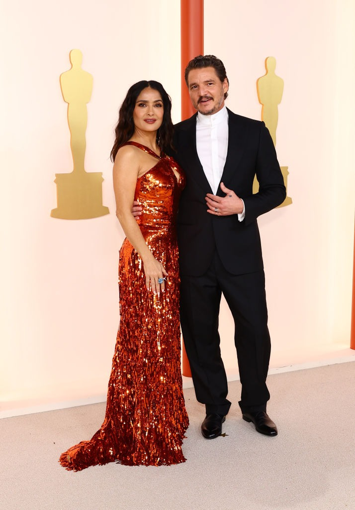 Salma Hayek y Pedro Pascal Oscars 2023 