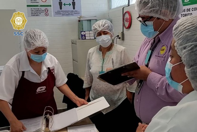 “El Torito” obtiene recertificación ISO por preparación de alimentos