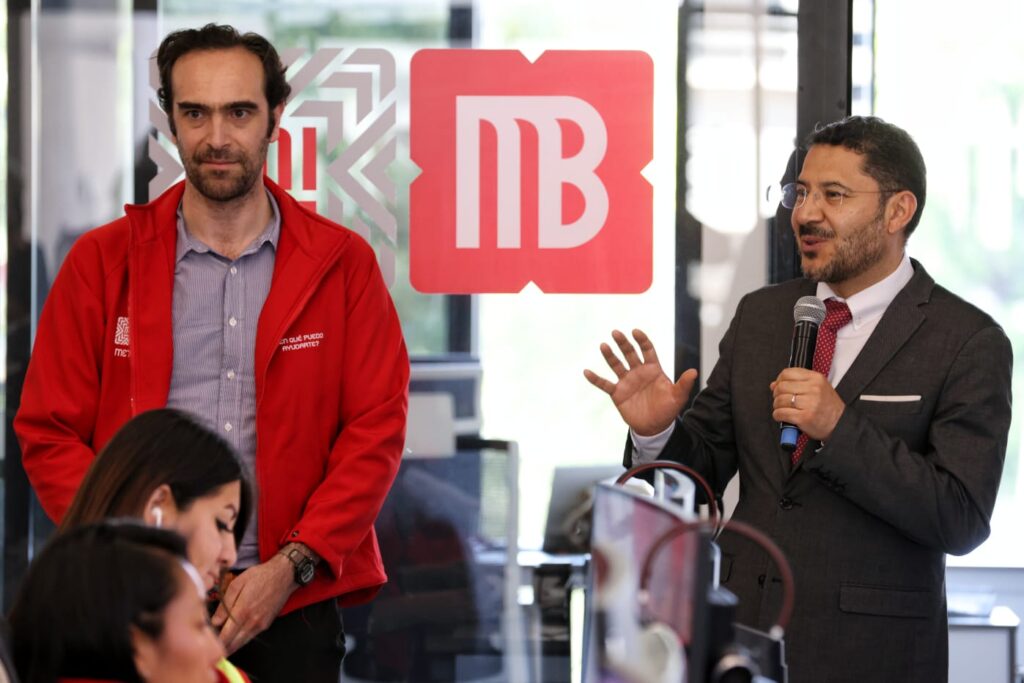 Martí Batres pone en operación Nuevo Centro de Control de Metrobús