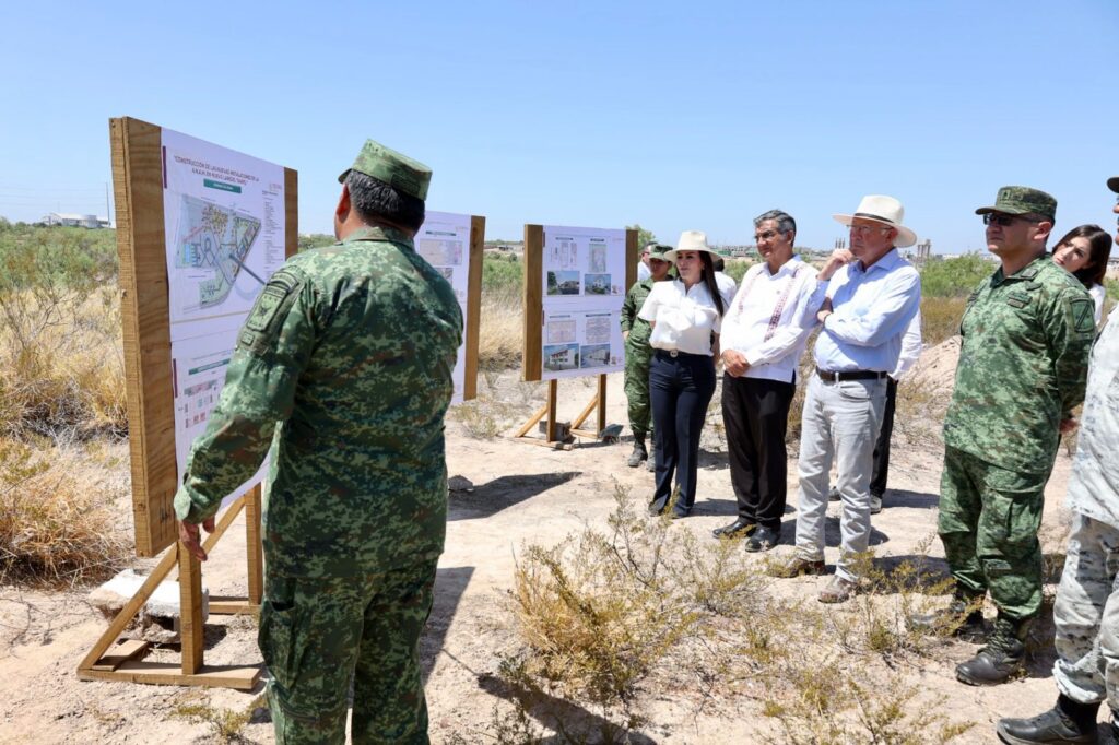 Visita embajador Ken Salazar frontera compartida de los dos Laredos