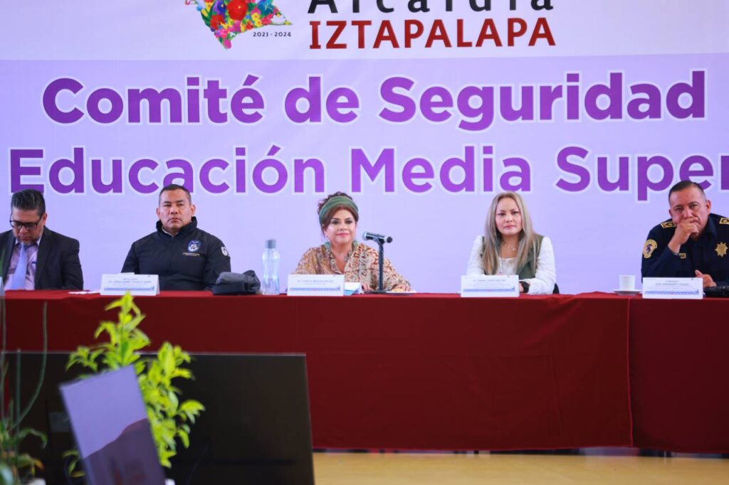 Respalda Iztapalapa seguridad de comunidad escolar contra delitos: Clara Brugada