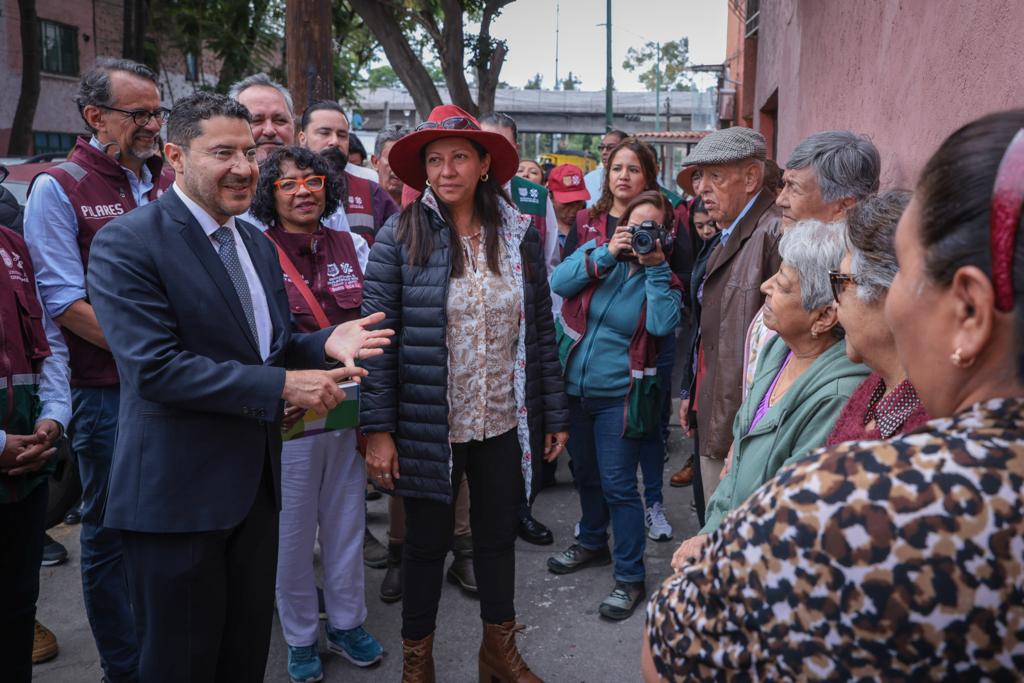 Recorre Martí Batres Col. Morelos en Jornada del Programa "Barrio Adentro"