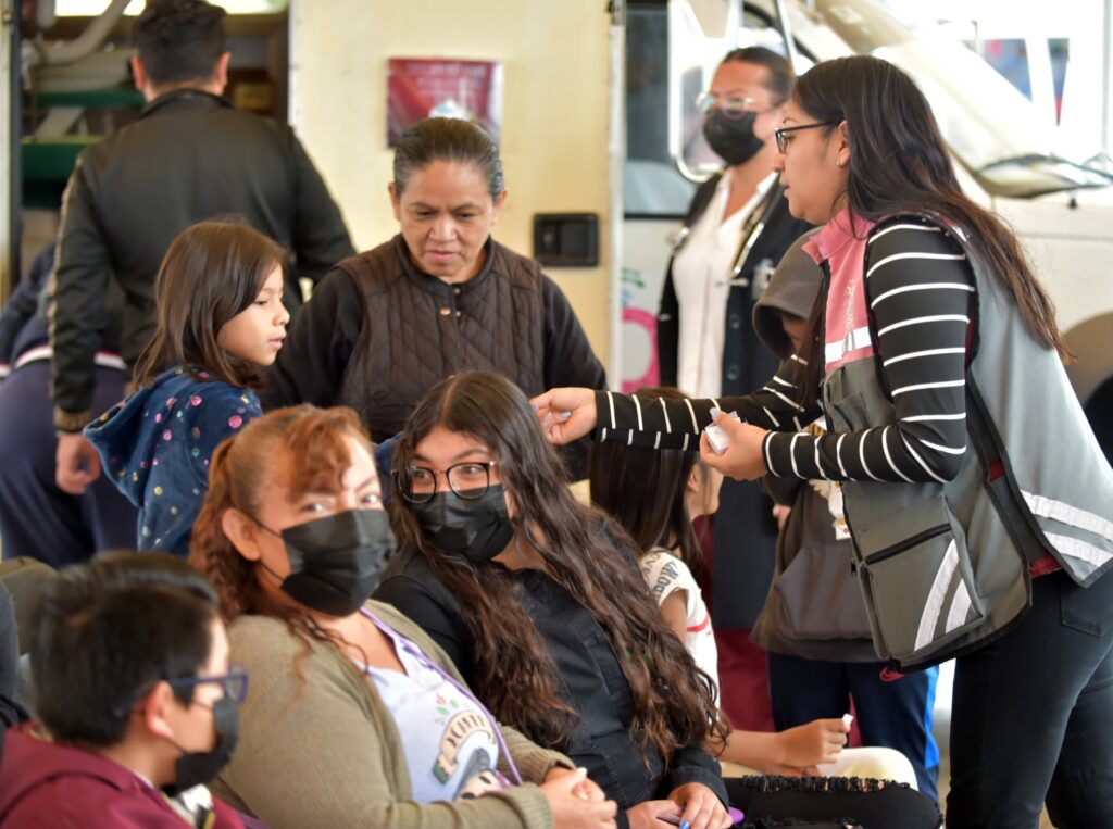 Entregarán certificados médicos gratuitos para estudiantes en Ecatepec