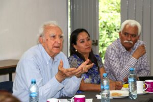 Conafe y gobierno de Michoacán apoyan transición agroecológica