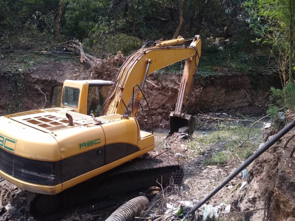 Continúan los trabajos en la ÁO por fuertes lluvias de la semana pasada