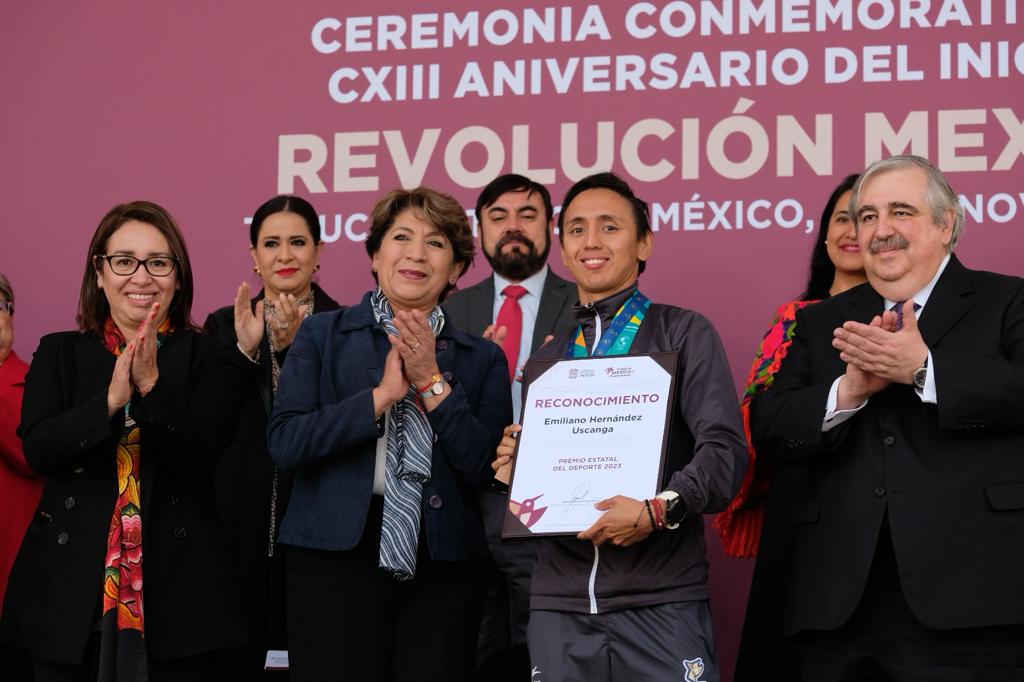 Encabeza Delfina Gómez ceremonia por Aniversario de La Revolución Mexicana