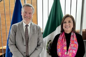 Xóchitl Gálvez y embajadores, miembros de la Unión Europea se reúnen