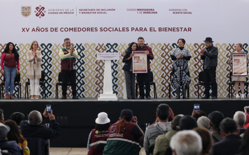 Celebra Martí Batres XV Aniversario de Comedores Sociales para el Bienestar