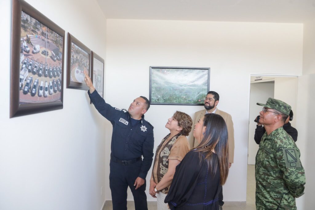 Inaugura Delfina Gómez Centro de Videovigilancia en Temoaya