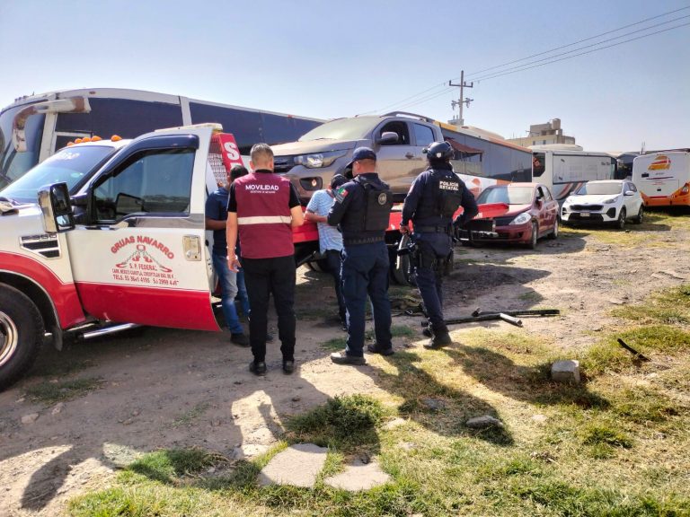 Clausuran en Edoméx establecimientos irregulares de grúas y depósitos de vehículos