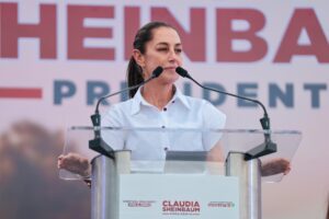 Claudia Sheinbaum llama a cerrar el paso a la corrupción