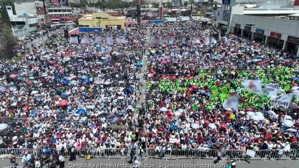 Sheinbaum se compromete a mejorar la movilidad en Ixtapaluca