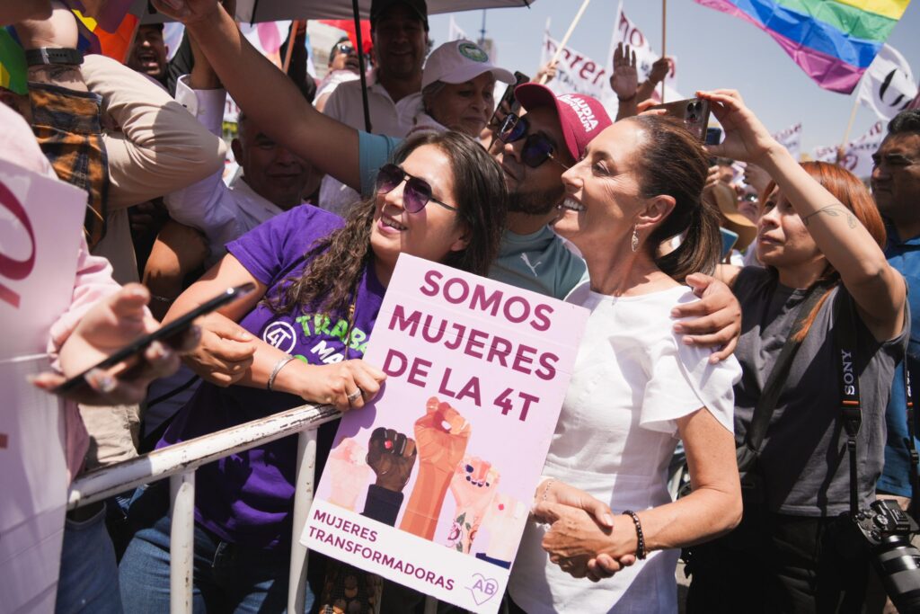 Sheinbaum se compromete a mejorar la movilidad en Ixtapaluca