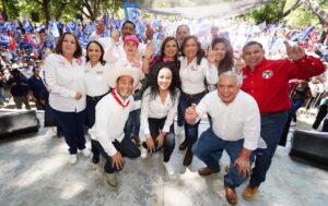 Construirá Xóchitl Gálvez escuelas de medicina en zonas rurales