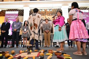 Delfina Gómez inaugura el Encuentro Continental para la Cooperación Campesina