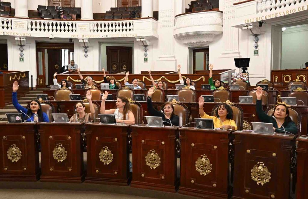 Celebran 2da plenaria del Parlamento de Mujeres 2024