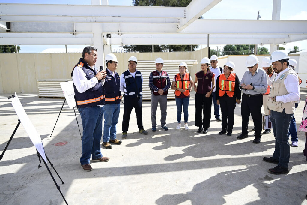 Supervisan gobiernos Federal y del Edoméx obra de Hospital en Atenco