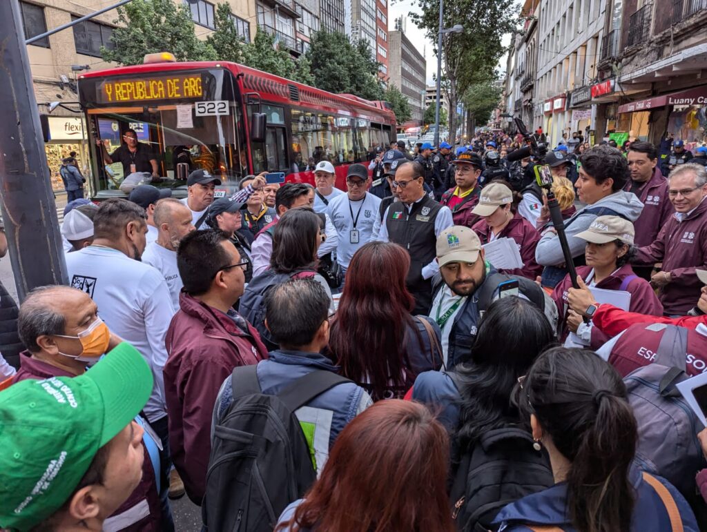 Centro Histórico: Verifica Gobierno capitalino establecimientos mercantiles