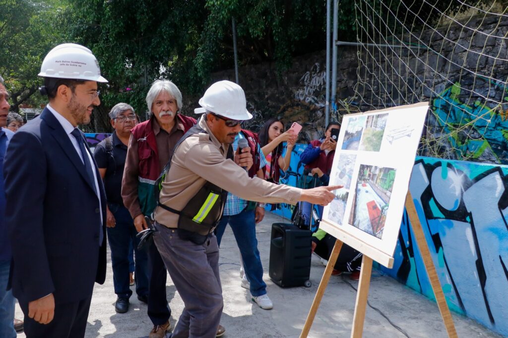 Encabeza Martí Batres obras de Mejoramiento Barrial en Tlalpan