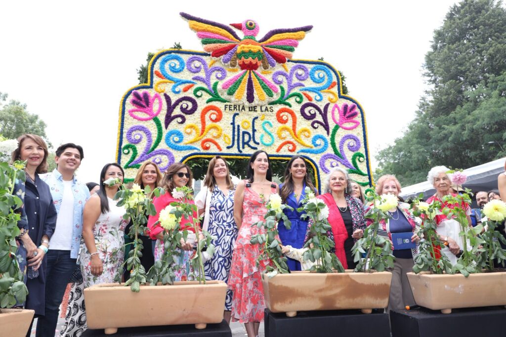 Lía Limón inaugura la Feria de las Flores de San Ángel