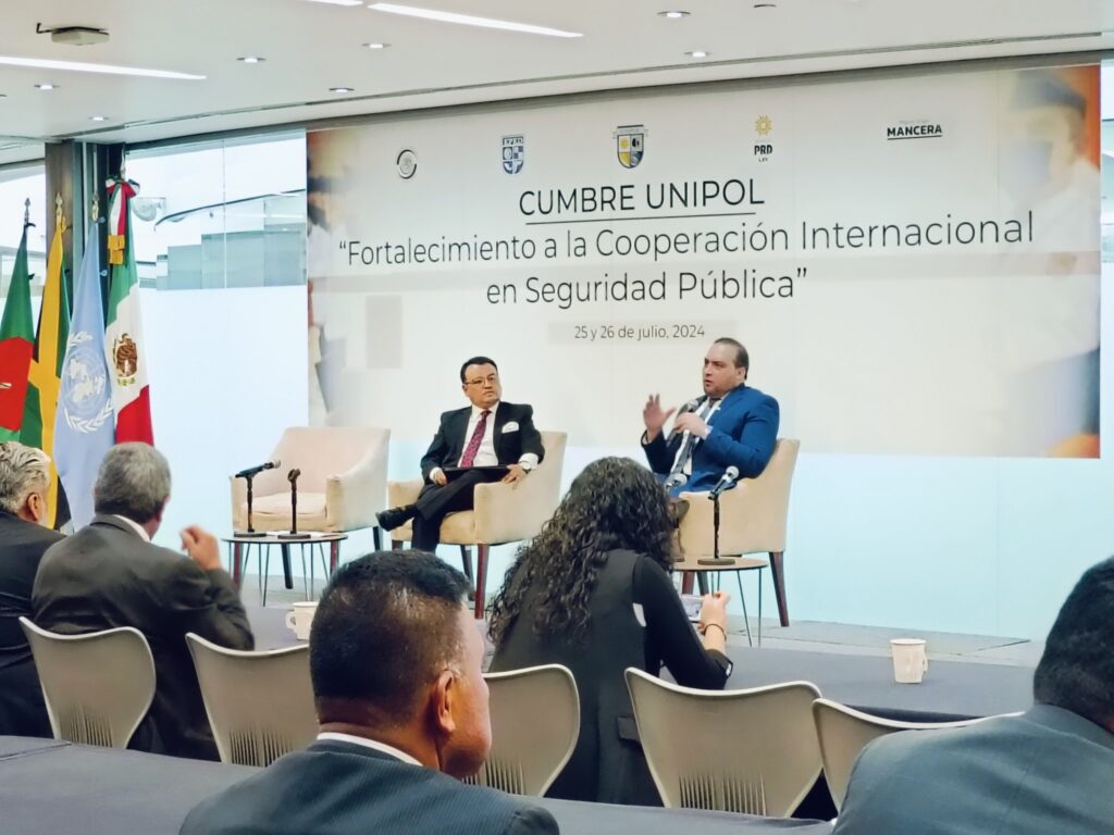 Realizan 2do debate en el Senado en la Cumbre UNIPOL 2024