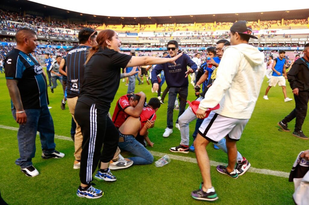 Promueven iniciativa para combatir la violencia en estadios