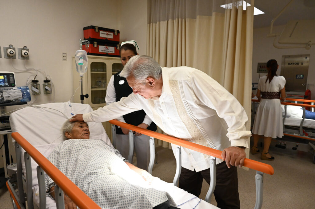 López Obrador inaugura Hospital General IMSS Bienestar en Culiacán