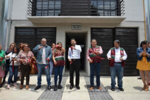 Entrega Martí Batres unidad habitacional “Atlixaco 67”, en Azcapotzalco