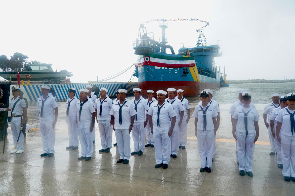 López Obrador inaugura el Sector Naval en Nayarit