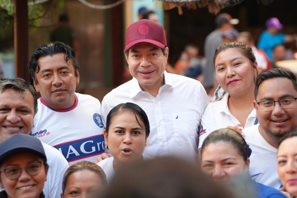 Inicia SEP limpieza de escuelas en Acapulco tras huracán John