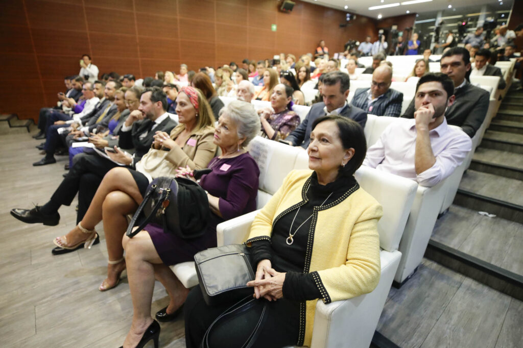 Senado entrega el premio Patria en Pro de la Salud, Justicia, Economía y el Bienestar