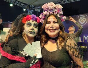 Más de 20 mil personas celebran Día de Muertos en Iztacalco