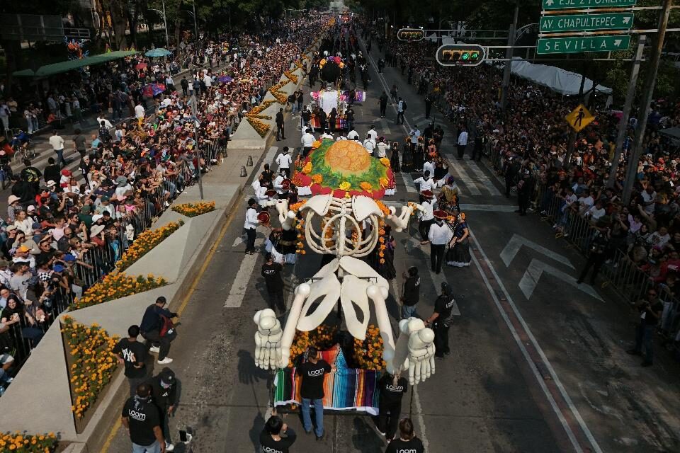 La CDMX celebra el Día de Muertos con un desfile monumental y lleno de tradición