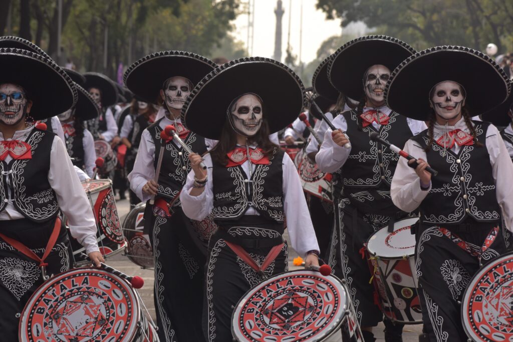 La CDMX celebra el Día de Muertos con un desfile monumental y lleno de tradición