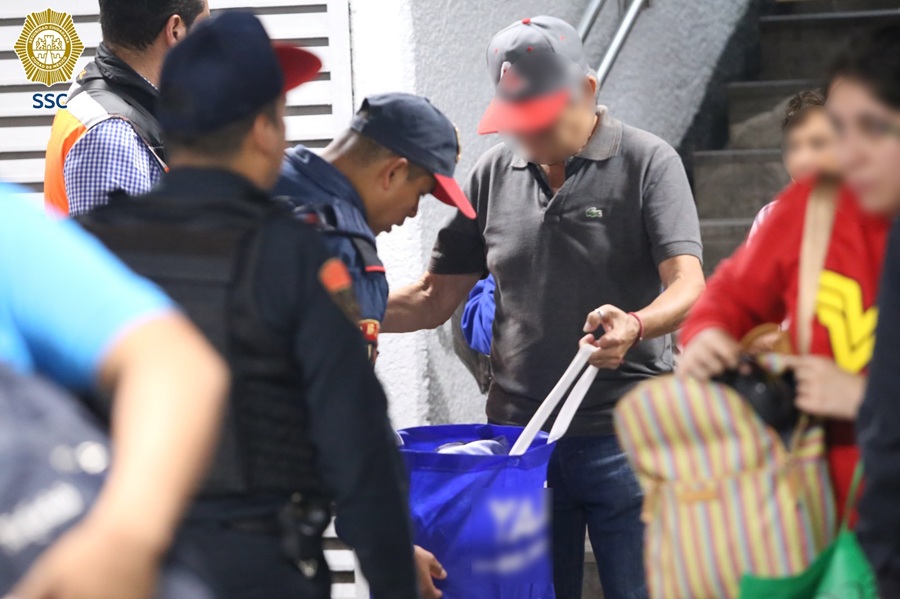 Decomisan más de una tonelada de pirotecnia en el STC Metro