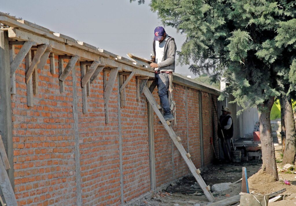 Invirtió Gobierno del Edoméx más de 1,200 mdp para mejorar infraestructura educativa