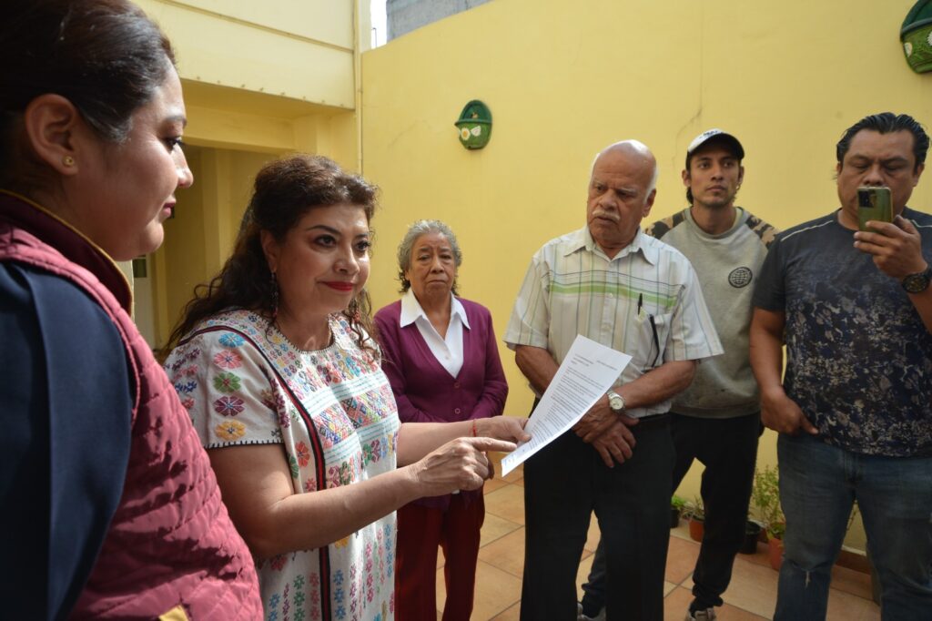 Clara Brugada encabeza la jornada “Casa por Casa” en Zapotitla