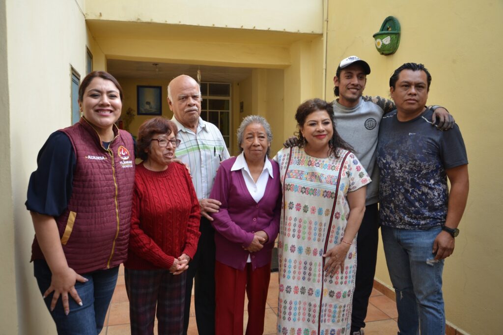 Clara Brugada encabeza la jornada “Casa por Casa” en Zapotitla