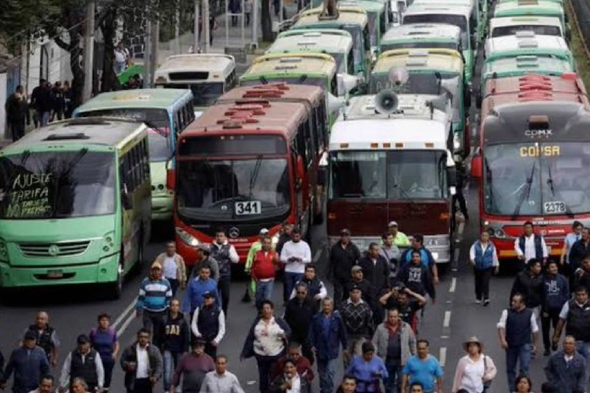 Transportistas anuncian bloqueos en CDMX y Edomex este viernes 17 de enero 