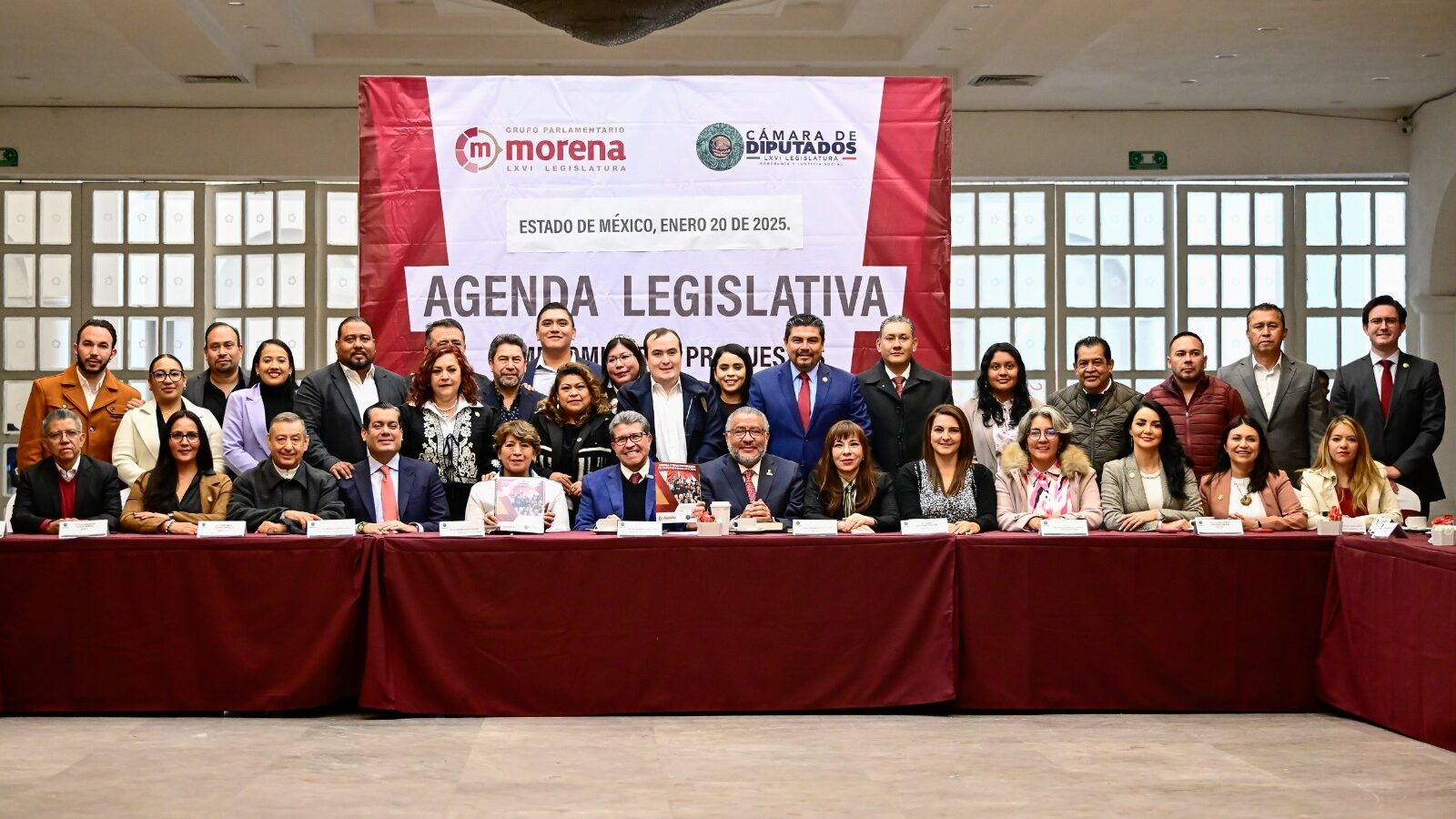 Delfina Gómez inicia reunión legislativa con diputados de Morena