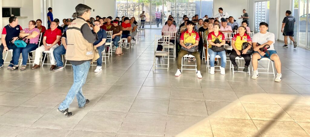 Canirac Chetumal-Bacalar capacita a trabajadores del sector restaurantero