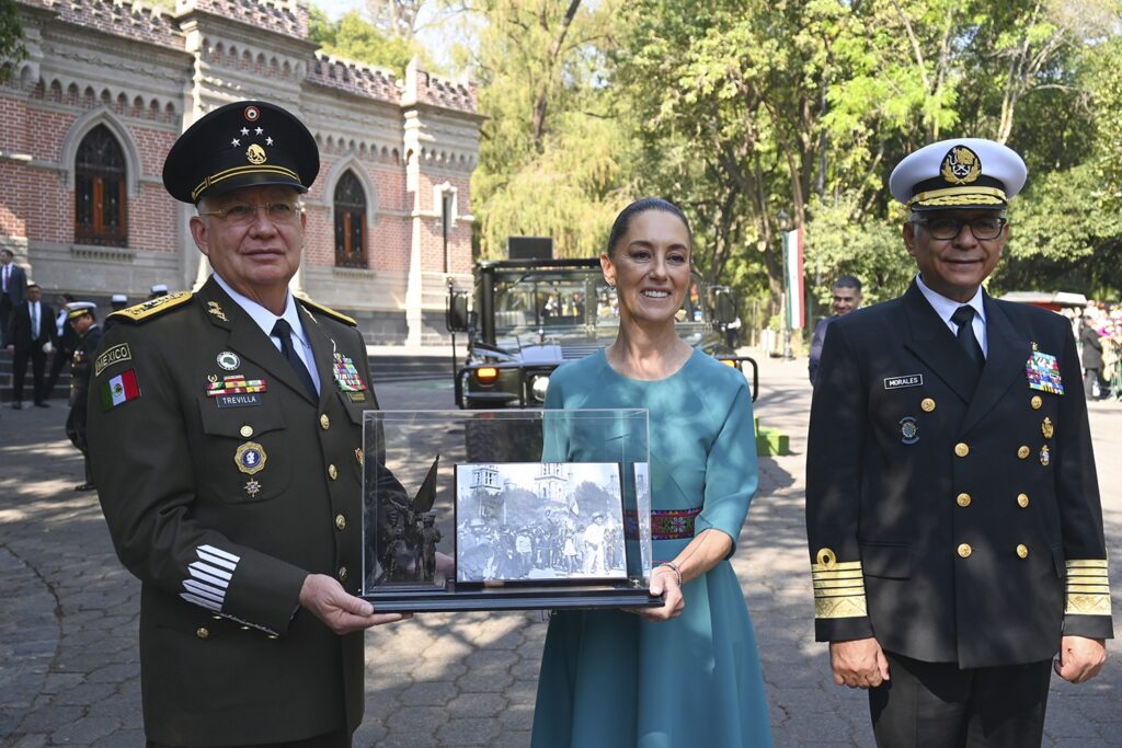 Sheinbaum encabeza conmemoración del 112 Aniversario de la Marcha de la Lealtad