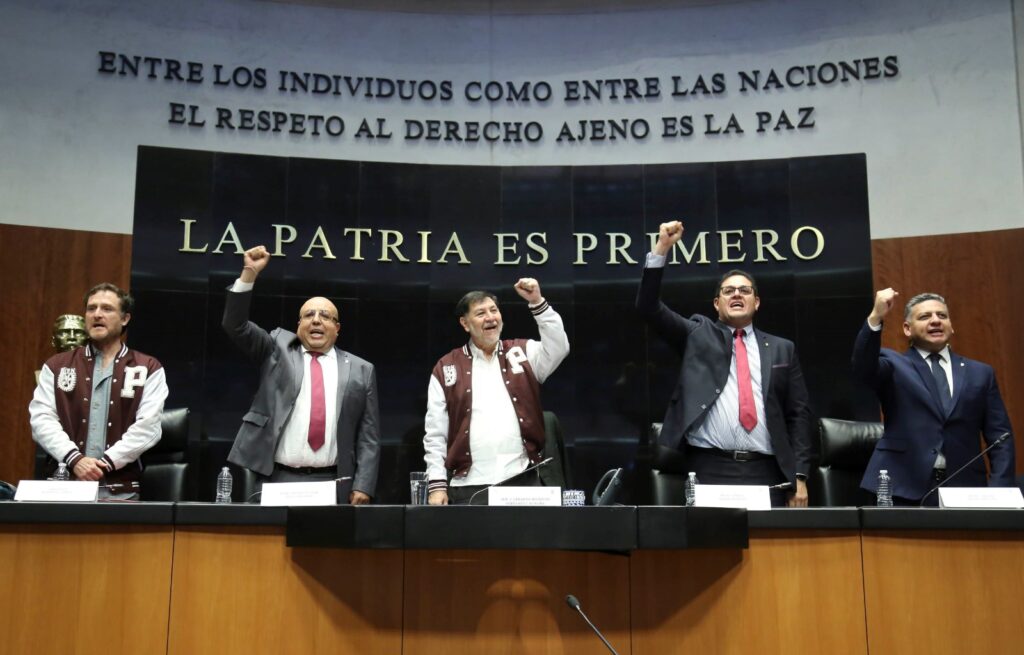 Realizan en el Senado de la República el Primer Parlamento Politécnico