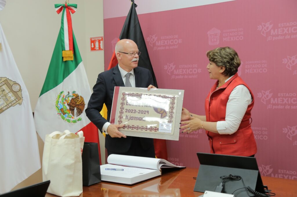 Delfina Gómez recibe al embajador de Alemania, Dr. Clemens Von Goetze