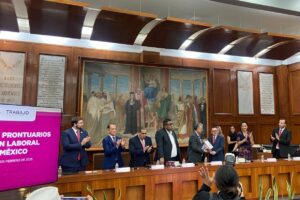 Secretaría del Trabajo del Edoméx presenta Prontuario de la Legislación Laboral