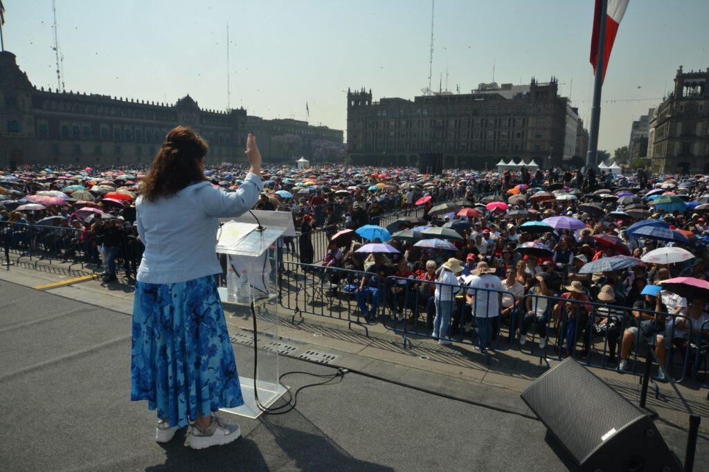 Clara Brugada encabeza la entrega del Ingreso Ciudadano Universal