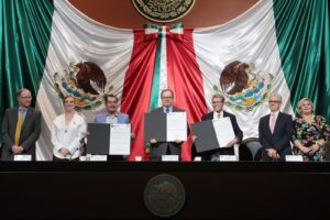 Cámara de Diputados y UNAM firman convenio de colaboración